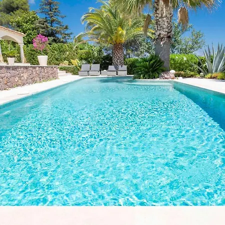 Apartment Splendide Confortable, Piscine Privee, Espace Detente